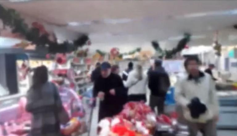 Ρουβίκωνας: «Ντου» σε σούπερ μάρκετ στα Πετράλωνα